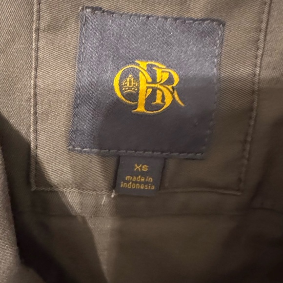 Military-Inspired Cropped Utility Blazer in Forest Green - Picture 3 of 8